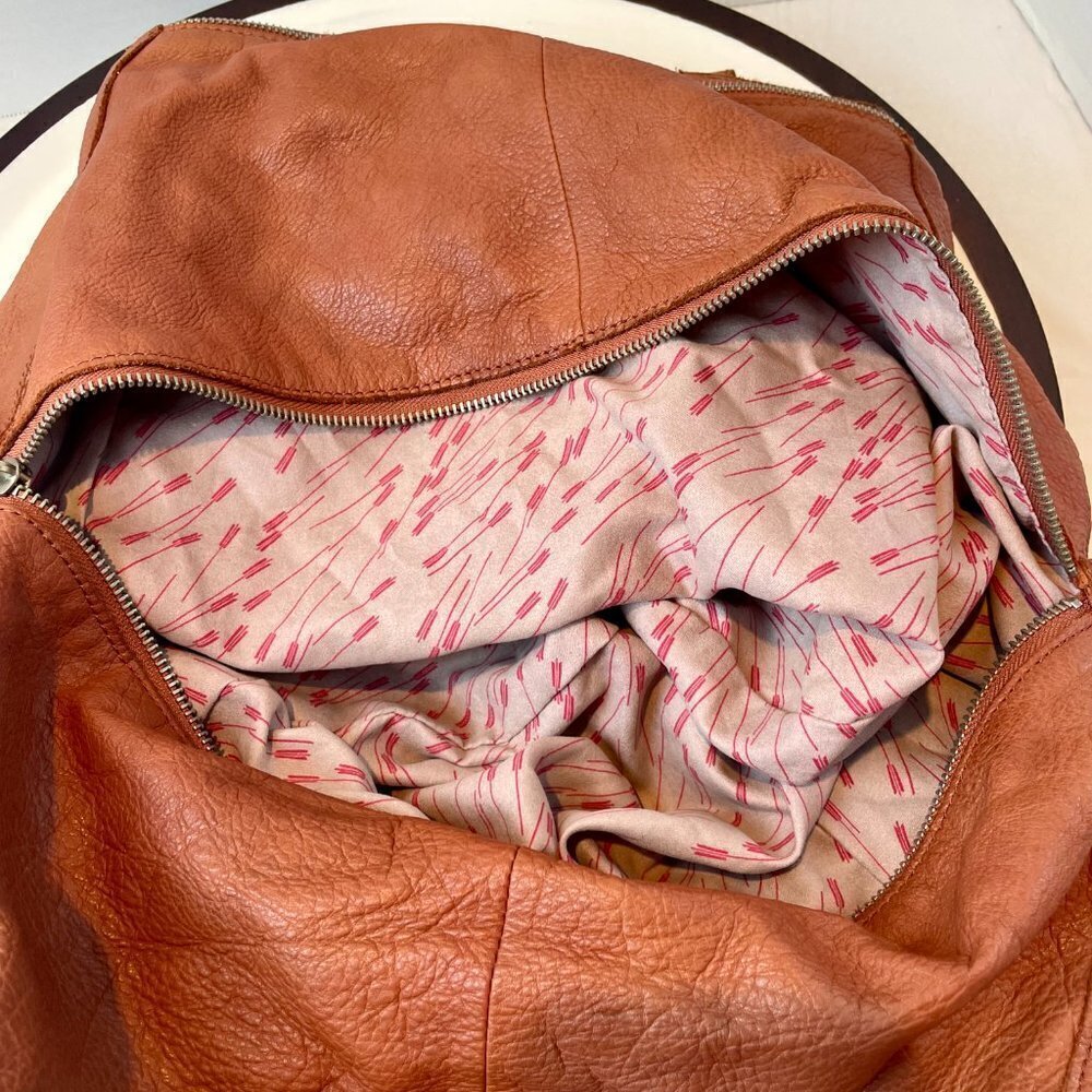 Liebeskind Berlin Large Leather Tote Bag - Picture 6 of 15